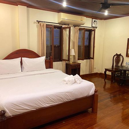 Somvang Khily Guesthouse 宋旺吉利 酒店 Luang Prabang Extérieur photo