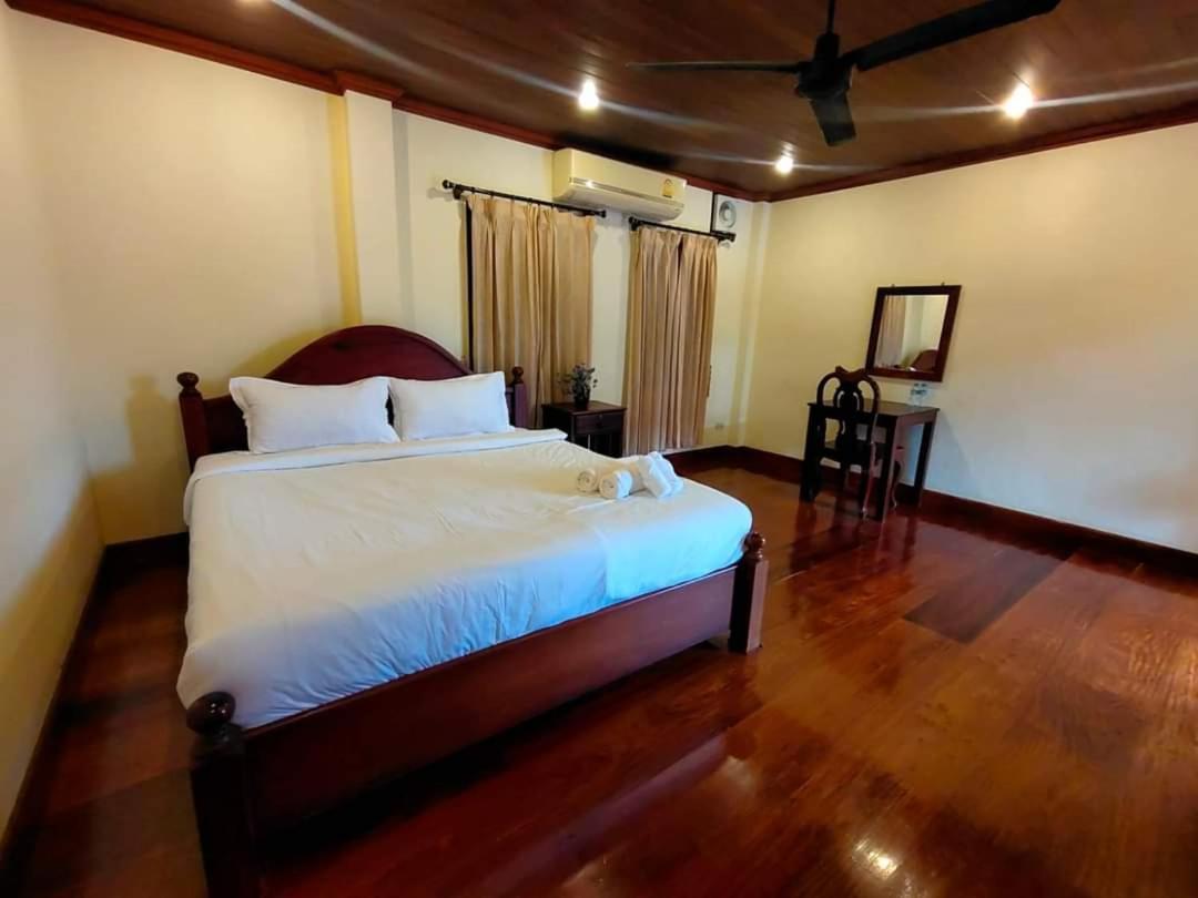 Somvang Khily Guesthouse 宋旺吉利 酒店 Luang Prabang Extérieur photo