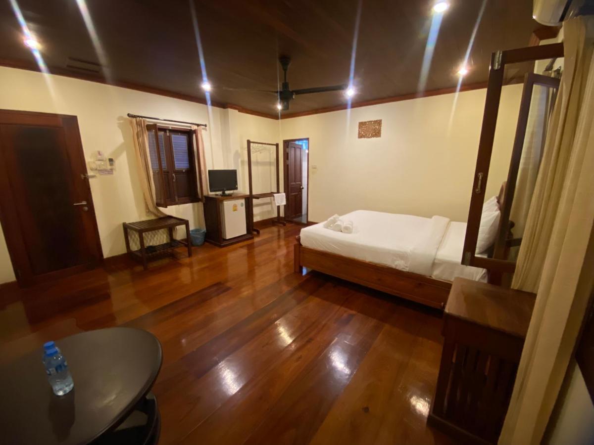 Somvang Khily Guesthouse 宋旺吉利 酒店 Luang Prabang Extérieur photo