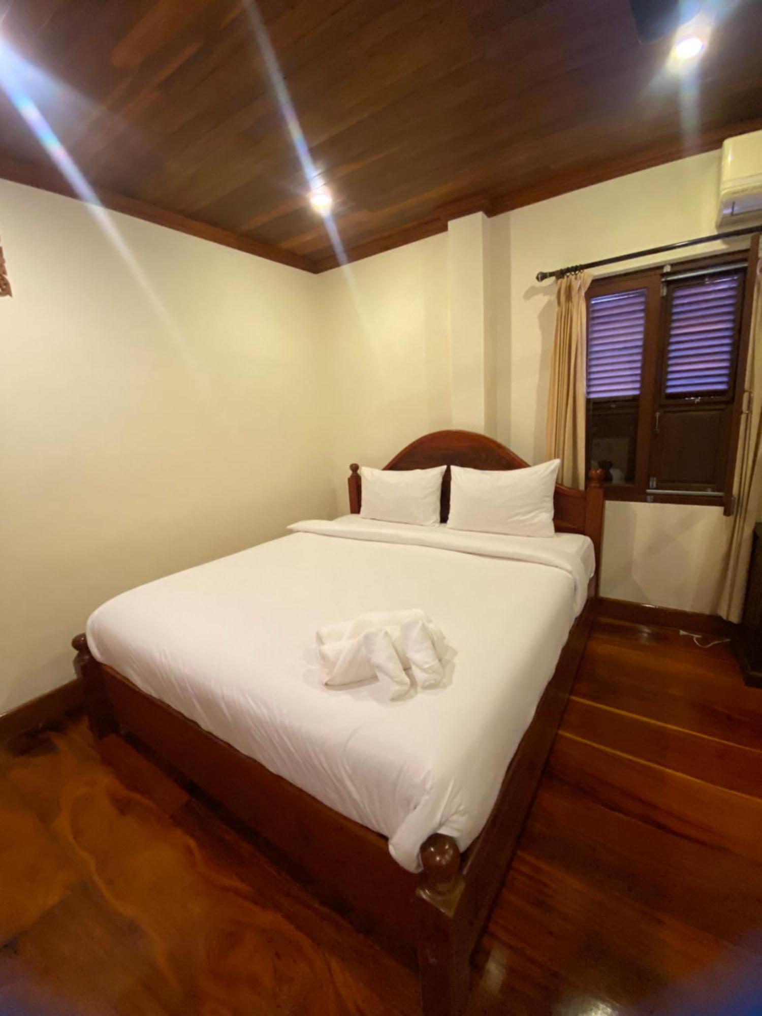 Somvang Khily Guesthouse 宋旺吉利 酒店 Luang Prabang Extérieur photo