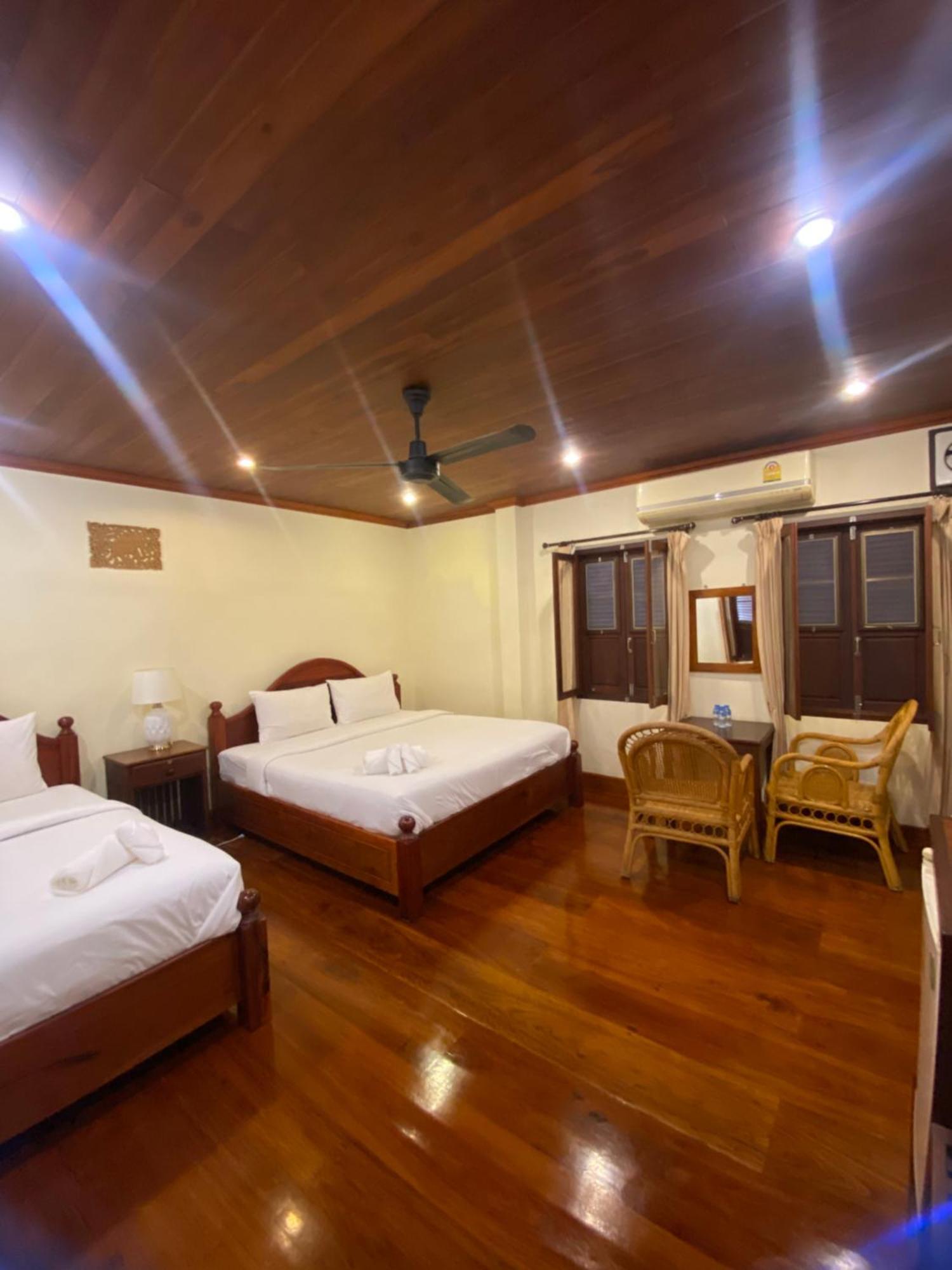 Somvang Khily Guesthouse 宋旺吉利 酒店 Luang Prabang Extérieur photo