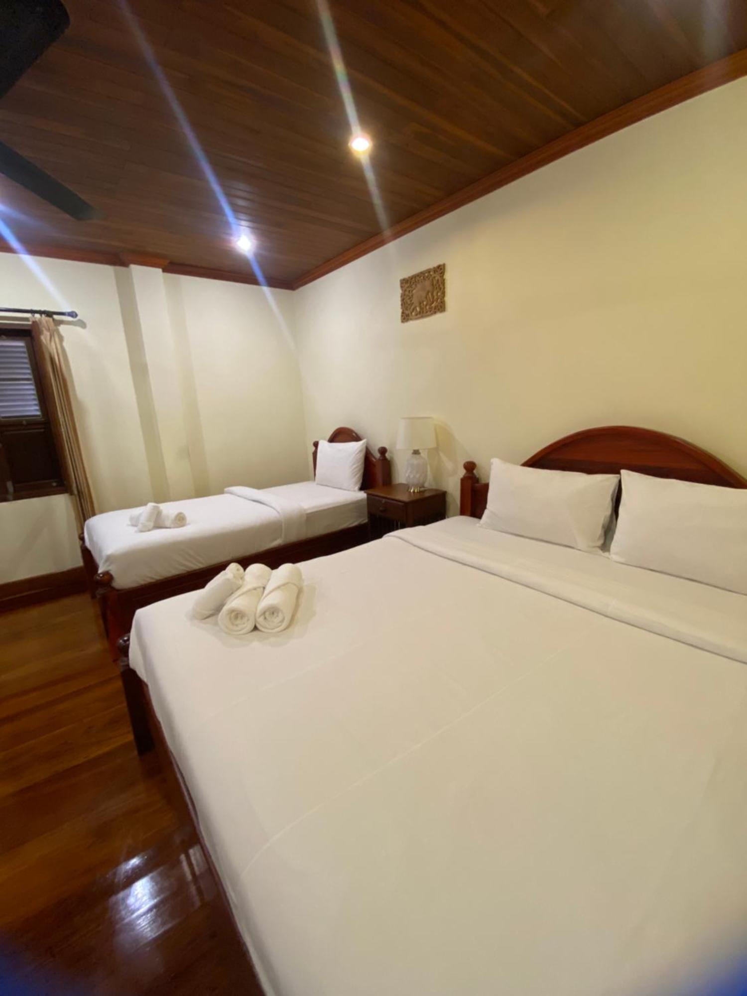 Somvang Khily Guesthouse 宋旺吉利 酒店 Luang Prabang Extérieur photo