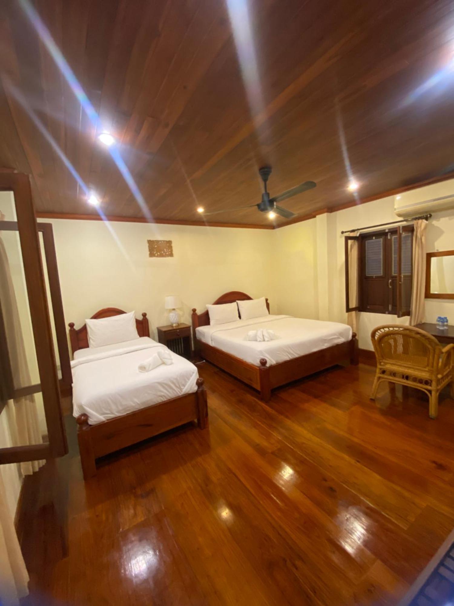 Somvang Khily Guesthouse 宋旺吉利 酒店 Luang Prabang Extérieur photo